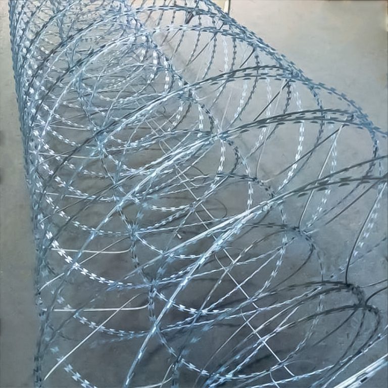 Double concertina à doubles lames 2 réseaux Galva B Milironce